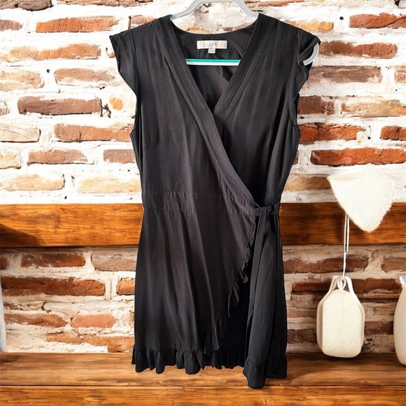 CO Dresses & Skirts - Loft Black Wrap Dress Women’s size 6 - Built in Romper. Flutter short sleeves